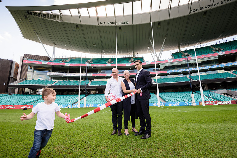 Portrait-shoot-at-the-Sydney-Cricket-Grounds-with-Marilyn